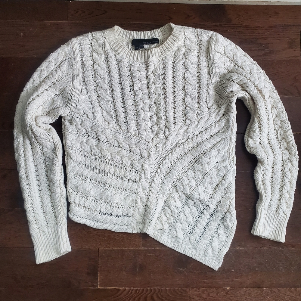3/75 Ladies Light Knit Sweater XS